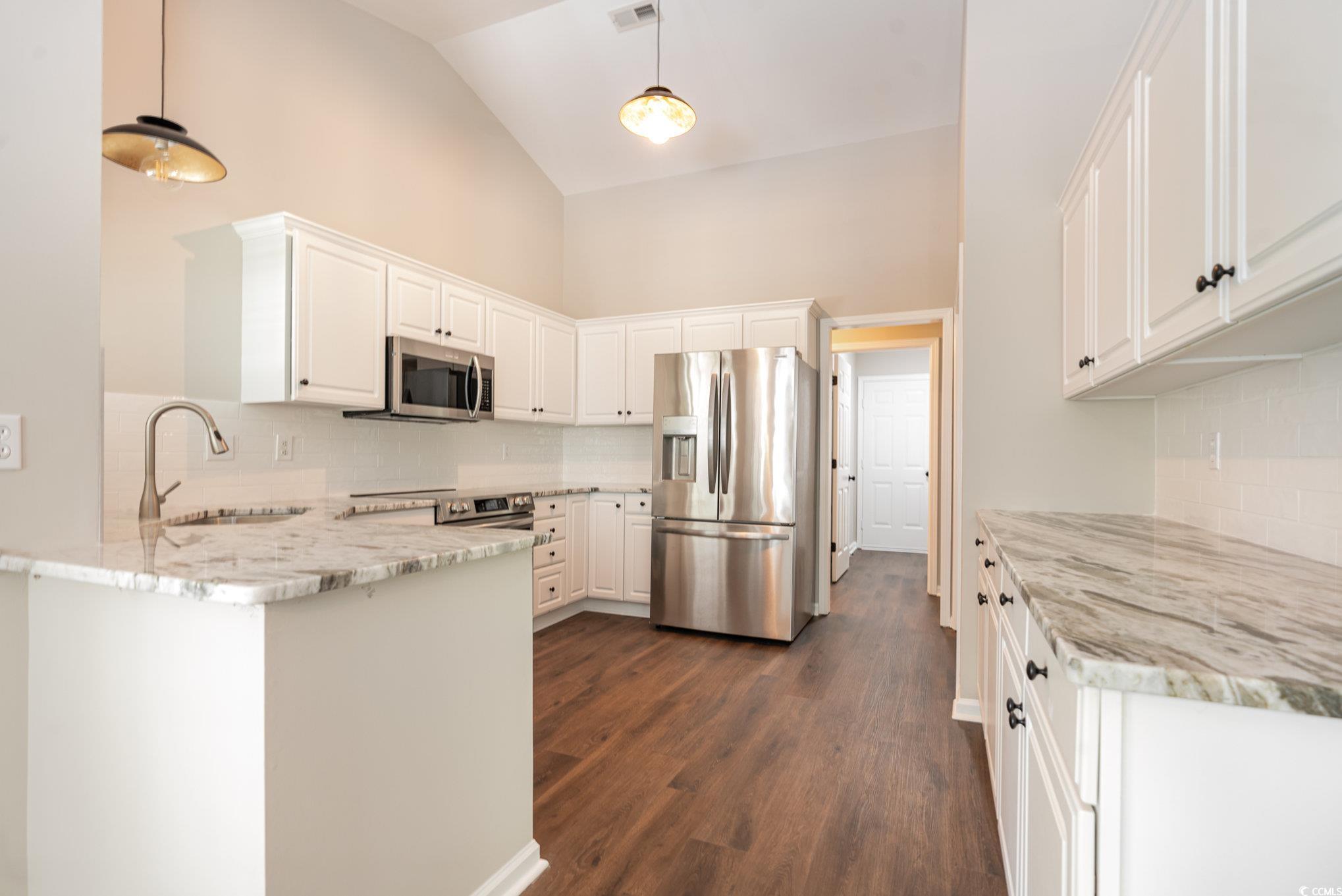 1276 Merion Court Murrells Inlet, SC 29576 - Photo 4 of 23 Gallery Image 4