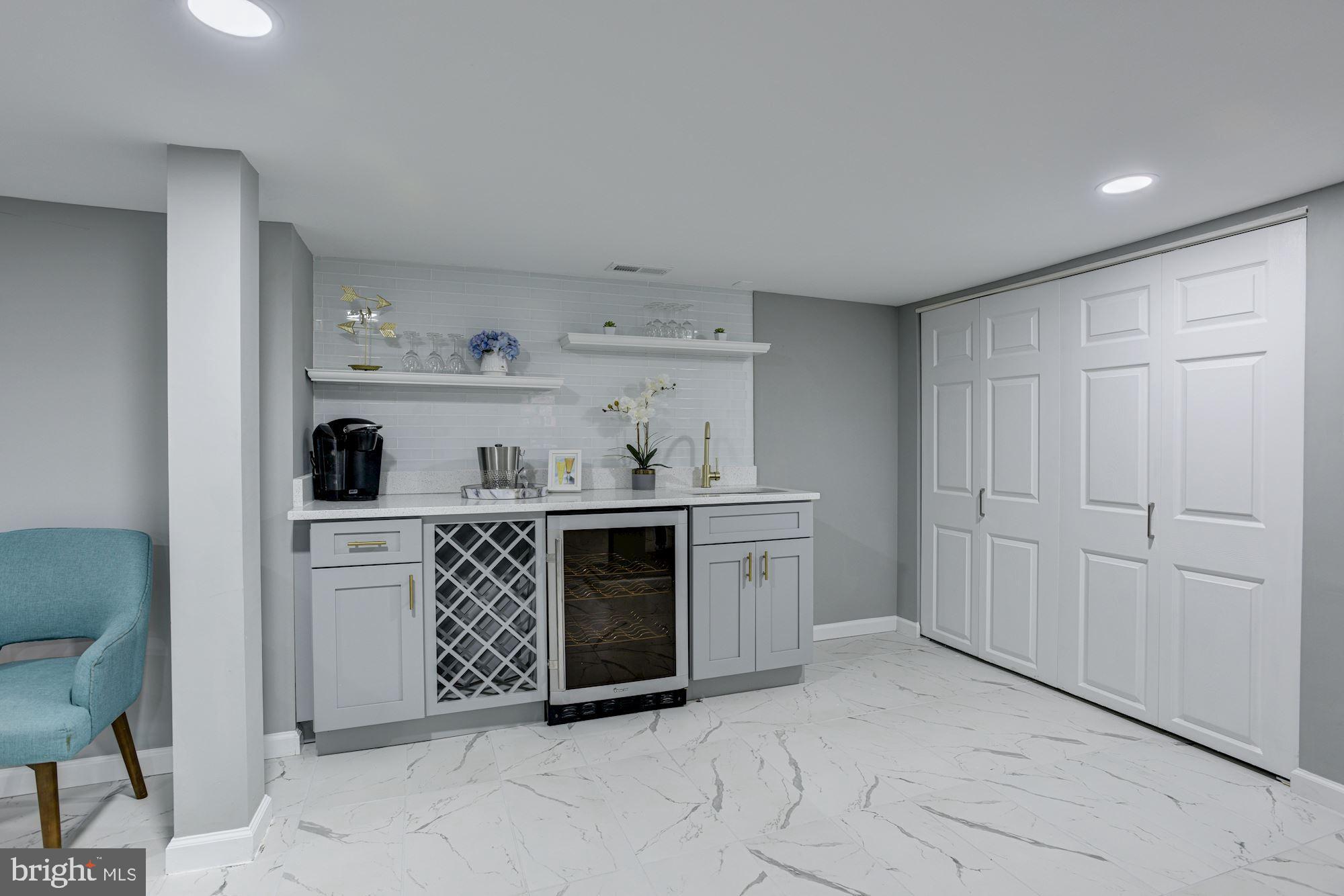 2702 Goodwood Road Baltimore, MD 21214 - Photo 32 of 40 Wetbar