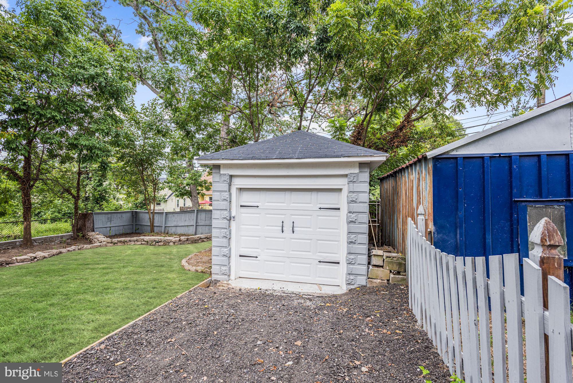 2702 Goodwood Road Baltimore, MD 21214 - Photo 35 of 40 Garage