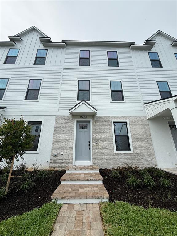 15051 Groveside Road Winter Garden, FL 34787 - Photo 1 of 41 Gallery Image 1