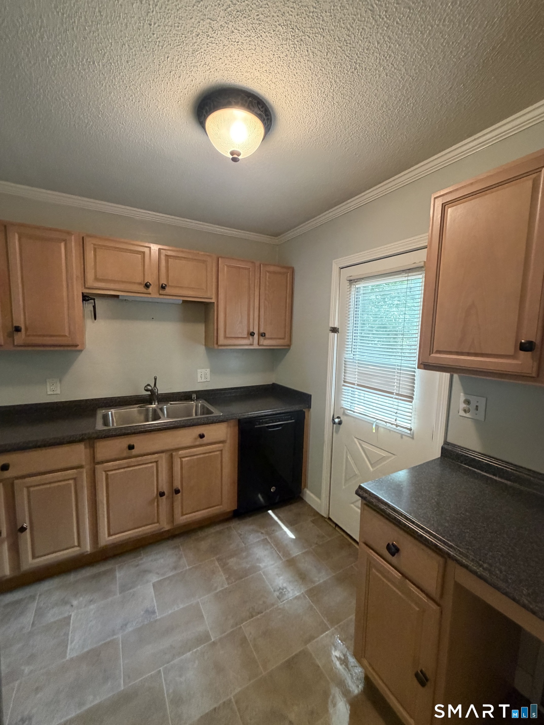 39 Gilead Road Andover, CT 06232 - Photo 10 of 15 Gallery Image 10