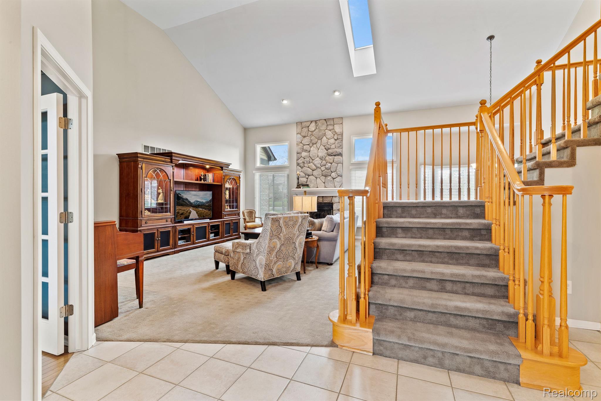 7029 Poppleton Road Canton, MI 48187 - Photo 6 of 42 Gallery Image 6
