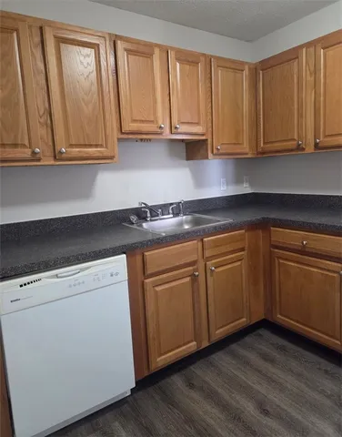 $1,950 | 3 Admiralty Drive, Unit 310, Middletown, RI 02842