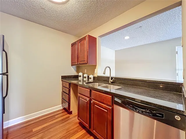 $169,800 | 2065 Dixie Belle Drive, Unit 2065M, Orlando, FL 32812