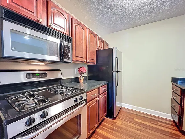 $169,800 | 2065 Dixie Belle Drive, Unit 2065M, Orlando, FL 32812