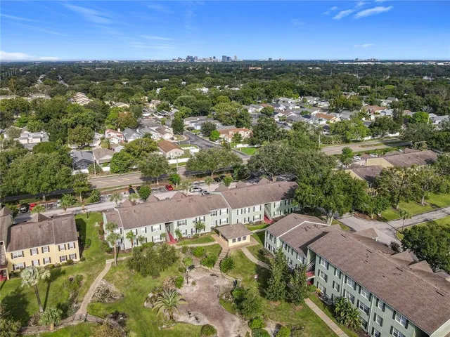 $169,800 | 2065 Dixie Belle Drive, Unit 2065M, Orlando, FL 32812