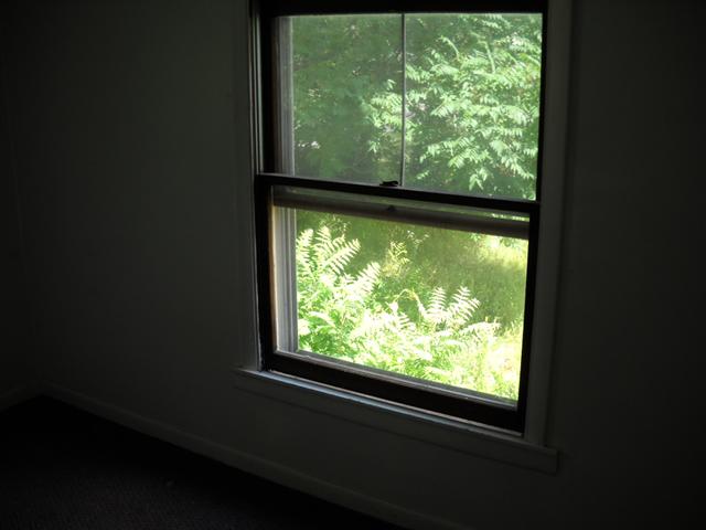 3132 Melvin Rochester, MI 48307 - Photo 17 of 18 31101359-16.JPG