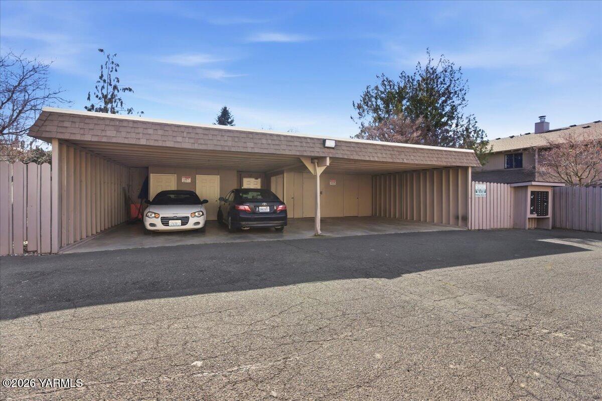 701 South 38th Avenue, Unit 11 Yakima, WA 98902 - Photo 22 of 23 20-Dedicated Parking Space