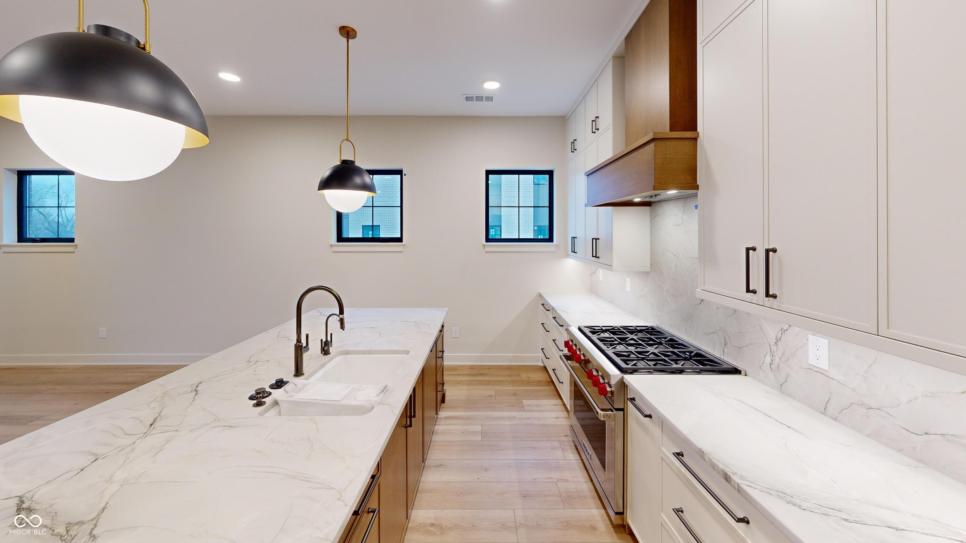 716 Pawnee Road, Unit 210 Carmel, IN 46032 - Photo 3 of 7