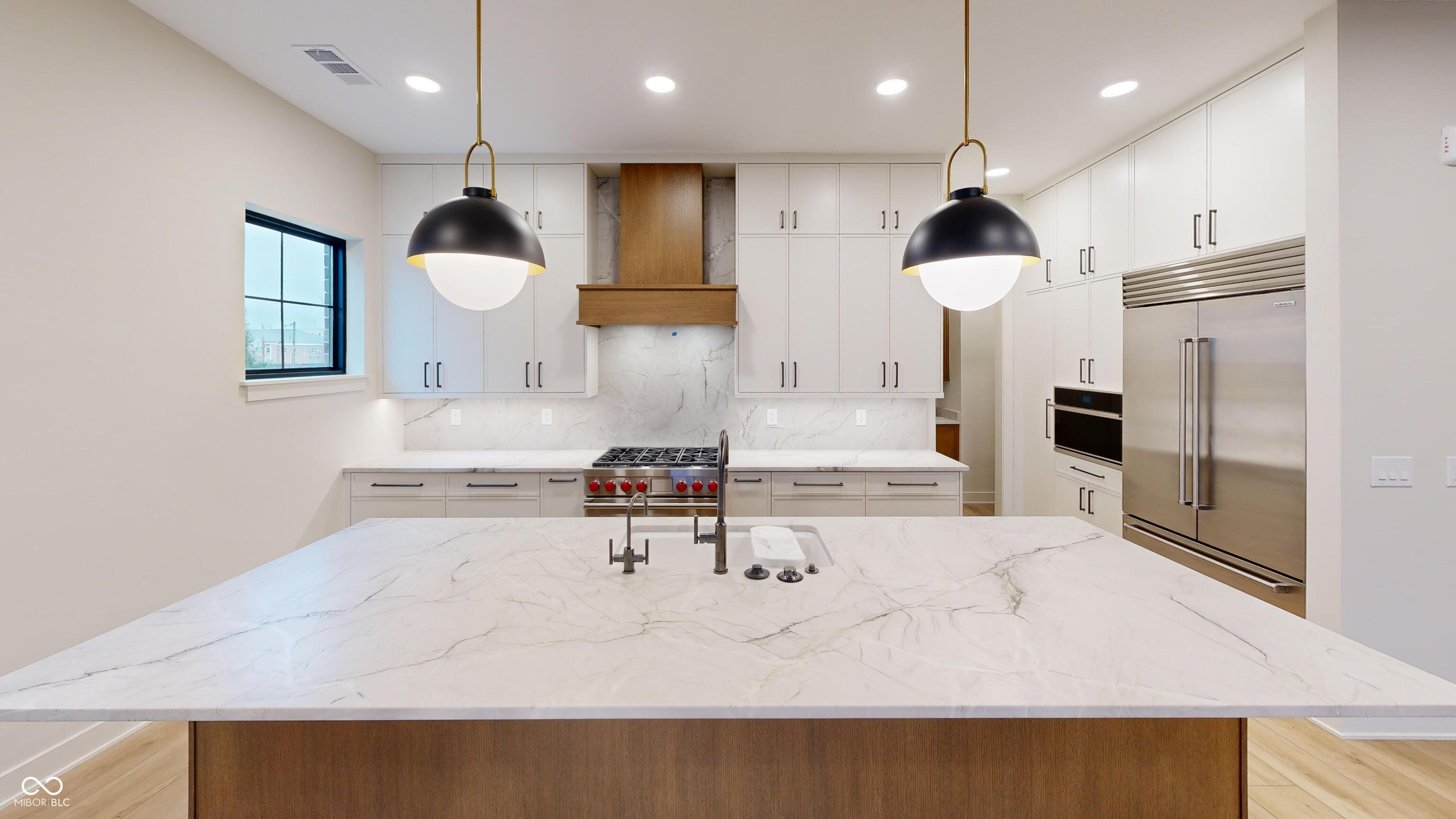 716 Pawnee Road, Unit 210 Carmel, IN 46032 - Photo 4 of 7