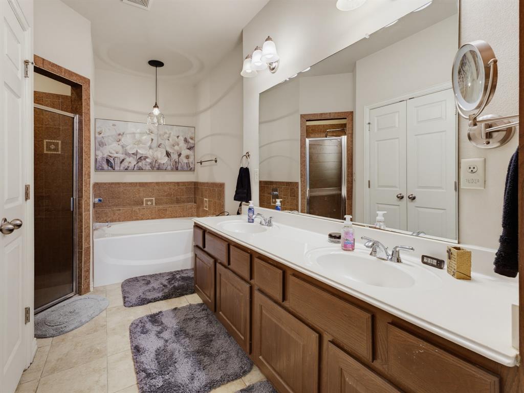 332 Emma Call Court Sunset, TX 76270 - Photo 14 of 31