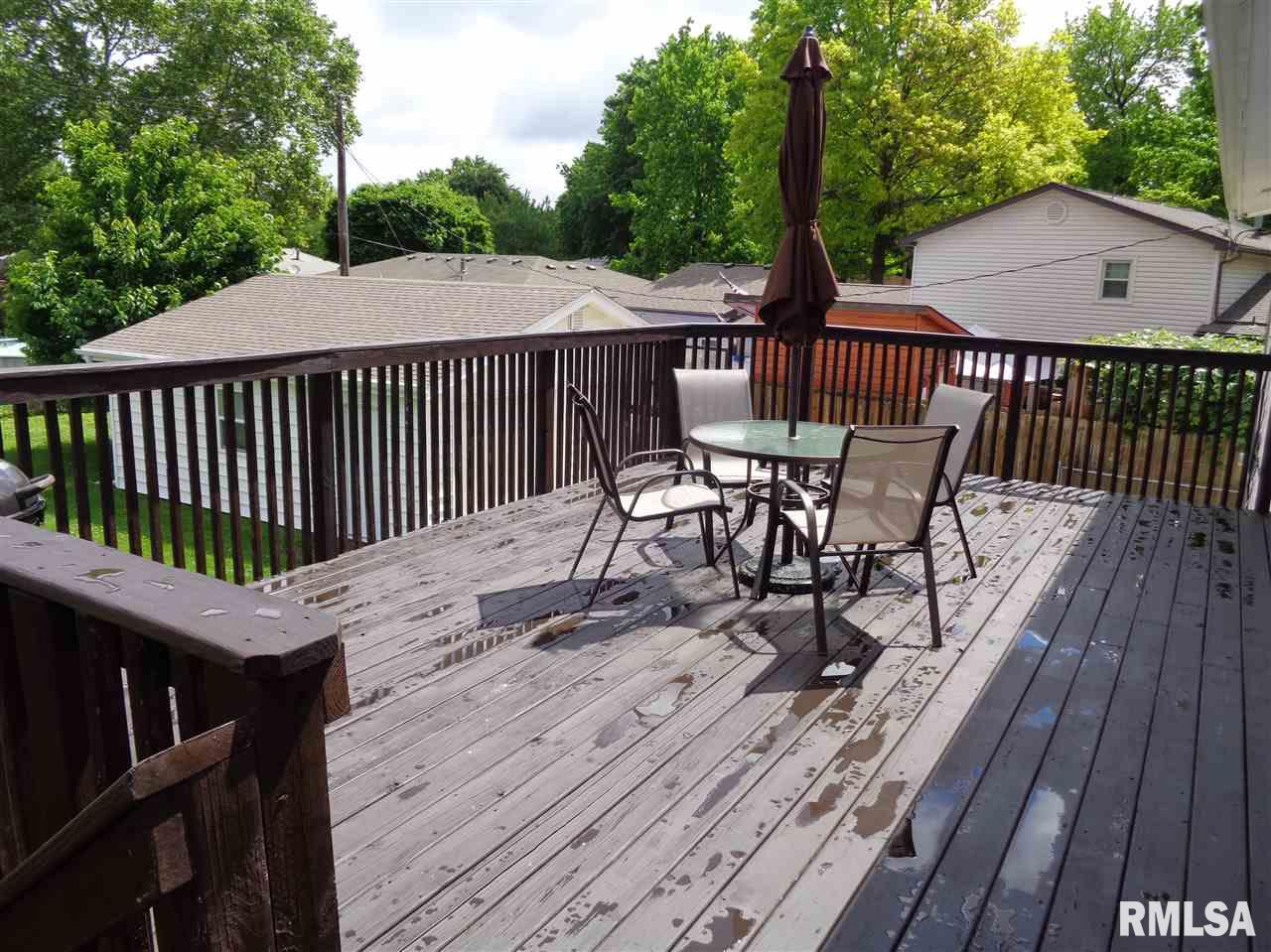 2221 Kaskaskia Drive Springfield, IL 62702 - Photo 11 of 36