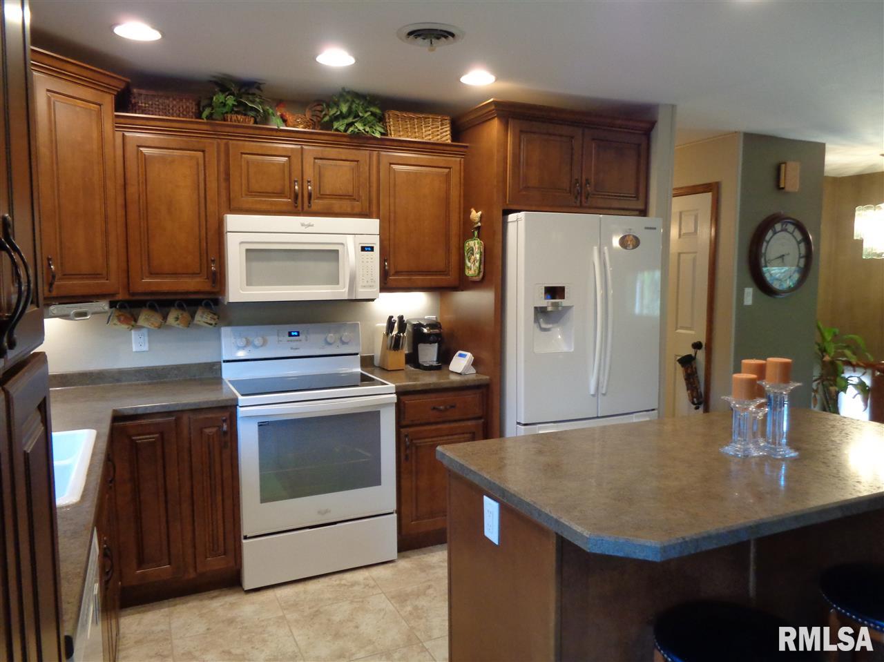 2221 Kaskaskia Drive Springfield, IL 62702 - Photo 24 of 36