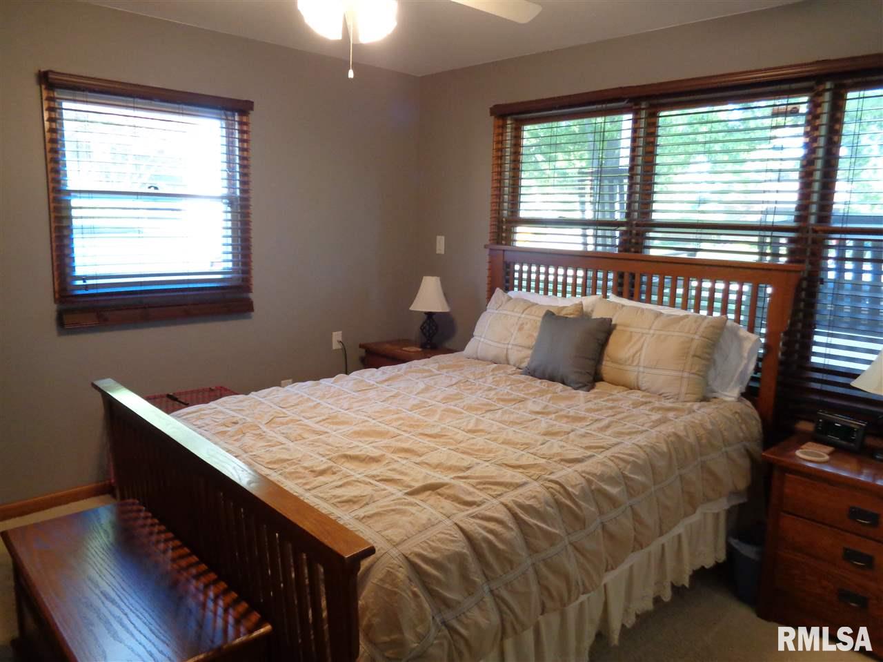 2221 Kaskaskia Drive Springfield, IL 62702 - Photo 30 of 36