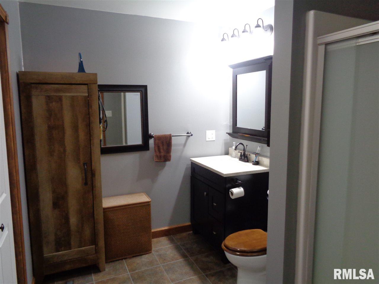 2221 Kaskaskia Drive Springfield, IL 62702 - Photo 32 of 36