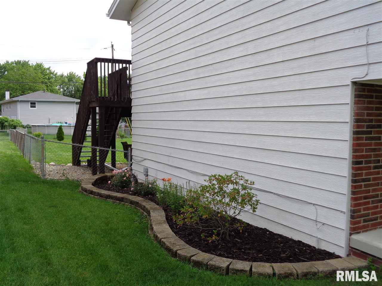 2221 Kaskaskia Drive Springfield, IL 62702 - Photo 6 of 36
