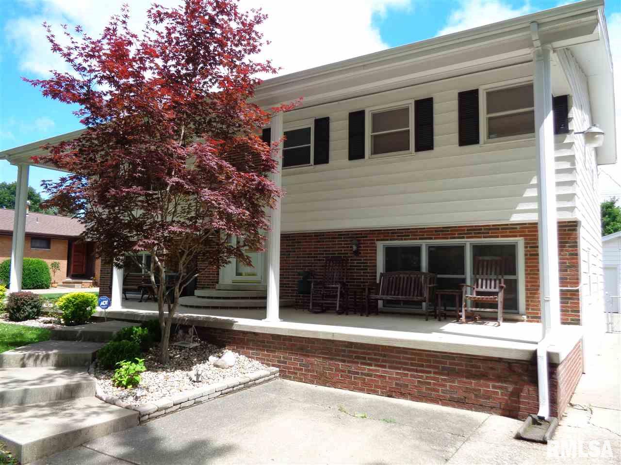 2221 Kaskaskia Drive Springfield, IL 62702 - Photo 8 of 36