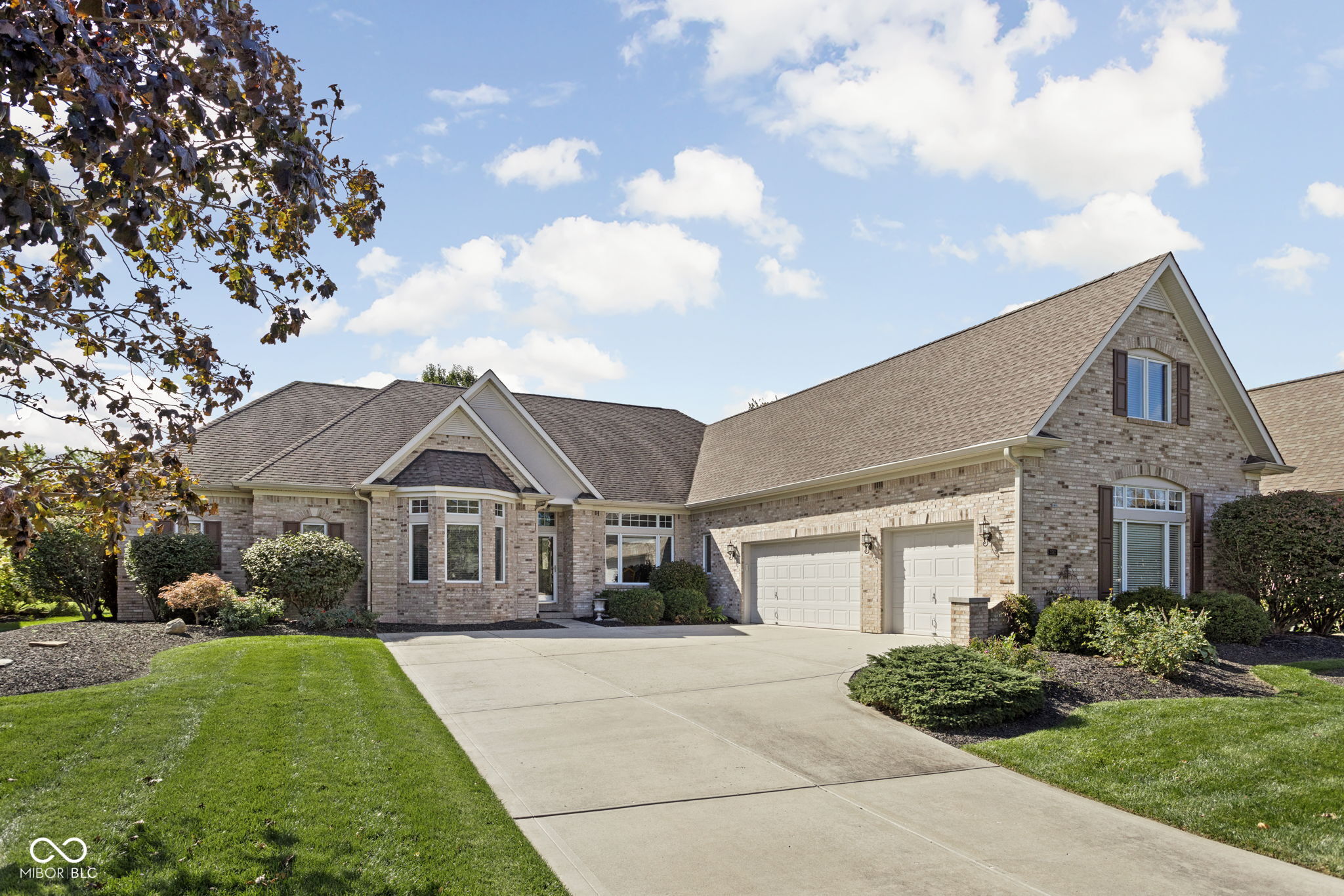 3512 Inverness Boulevard Carmel, IN 46032 - Photo 4 of 43 Gallery Image 4