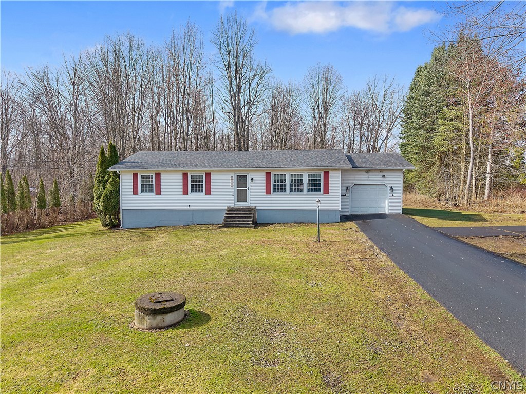 3123 County Rte 57 Volney, NY 13126 - Photo 4 of 44 Front of House