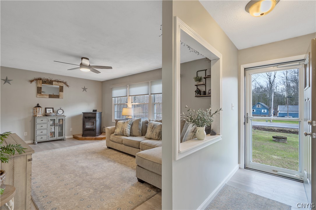 3123 County Rte 57 Volney, NY 13126 - Photo 6 of 44 Front door entrance into home