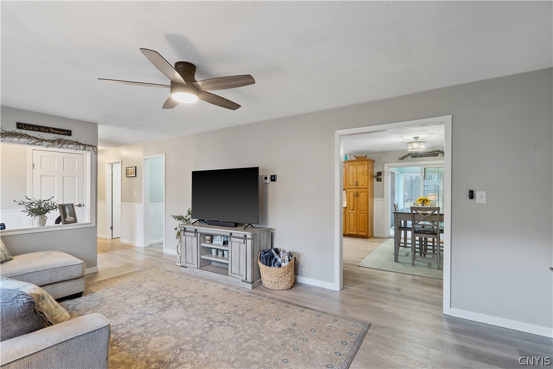 3123 County Rte 57 Volney, NY 13126 - Photo 10 of 44 Living Room into Eat-in space