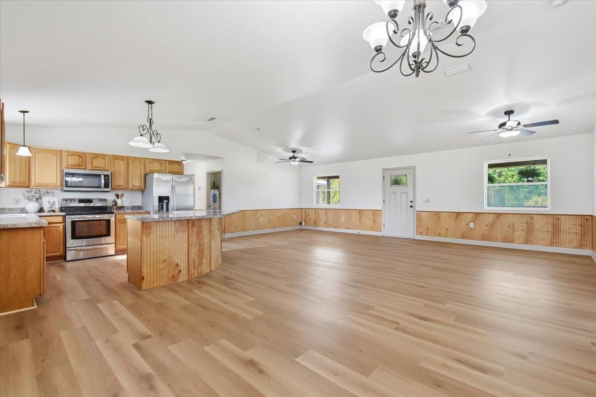 4567 Loren Henderson Road Perry, FL 32347 - Photo 10 of 57