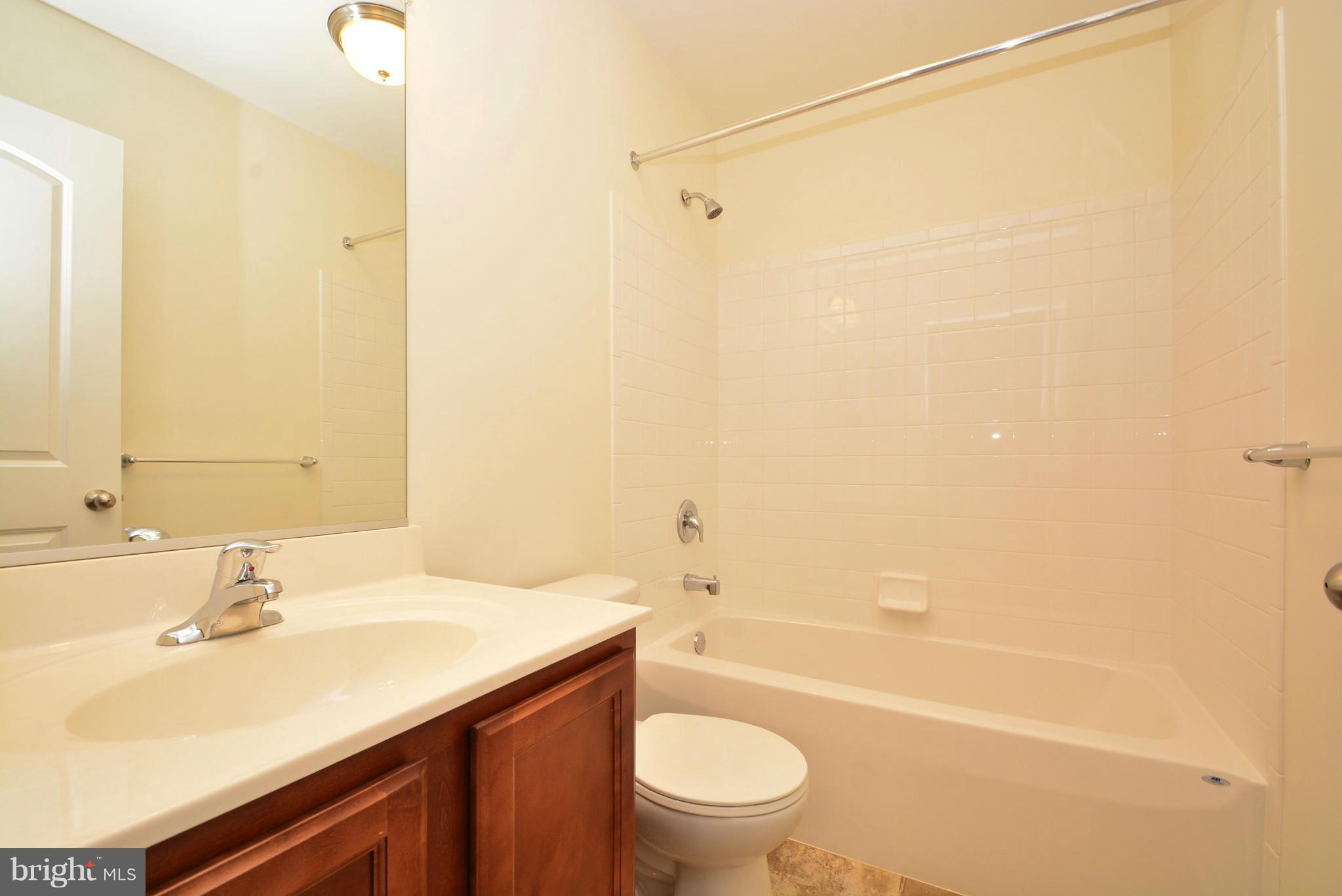468 Claiborne Road North East, MD 21901 - Photo 24 of 30 Bath (upper)