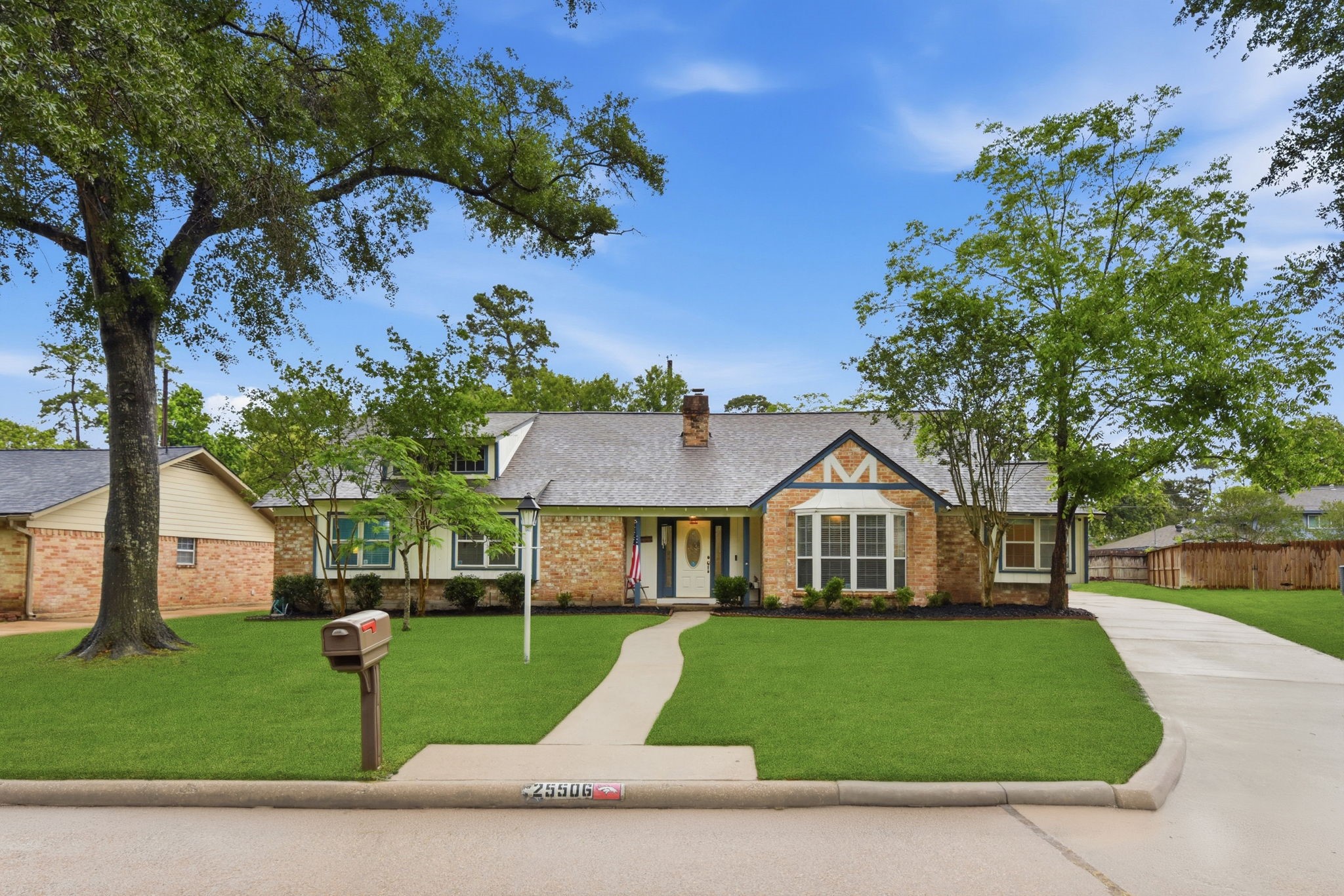 25506 Many Oak Drive Spring, TX 77380 - Photo 2 of 50