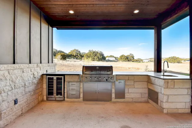 $1,350,000 | 748 Annabelle Avenue, Bulverde, TX 78163