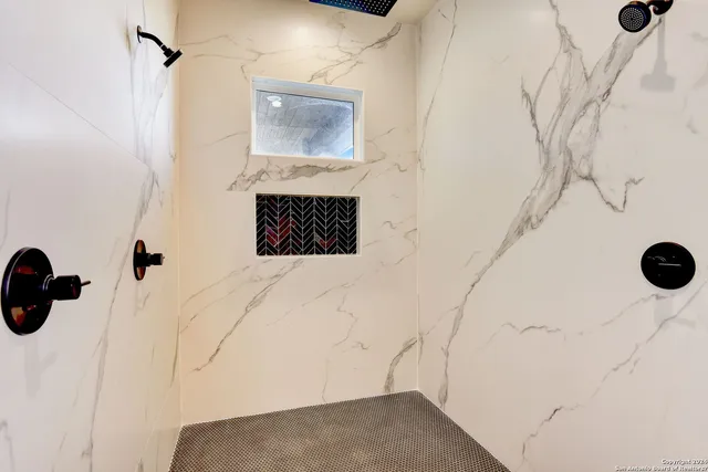 $1,350,000 | 748 Annabelle Avenue, Bulverde, TX 78163