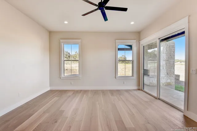 $1,350,000 | 748 Annabelle Avenue, Bulverde, TX 78163