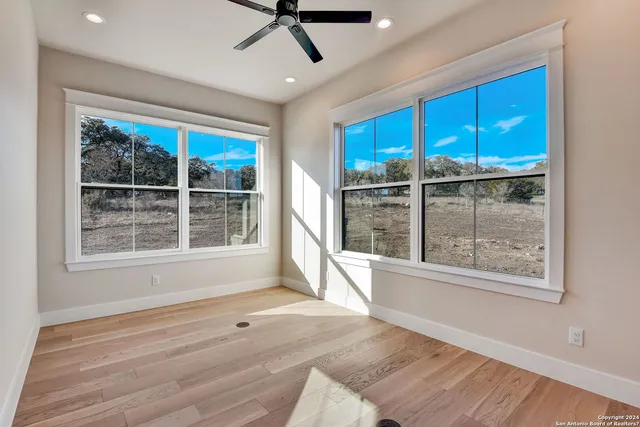 $1,350,000 | 748 Annabelle Avenue, Bulverde, TX 78163