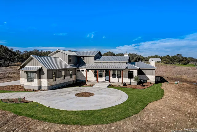 $1,350,000 | 748 Annabelle Avenue, Bulverde, TX 78163