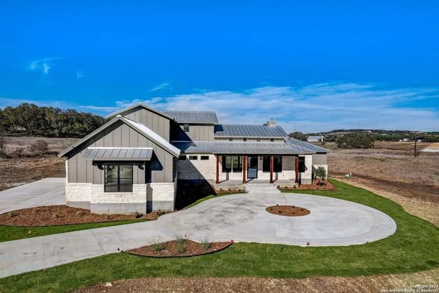 $1,350,000 | 748 Annabelle Avenue, Bulverde, TX 78163