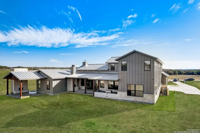 $1,350,000 | 748 Annabelle Avenue, Bulverde, TX 78163