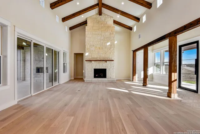 $1,350,000 | 748 Annabelle Avenue, Bulverde, TX 78163