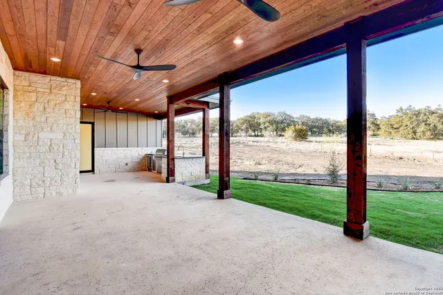 $1,350,000 | 748 Annabelle Avenue, Bulverde, TX 78163