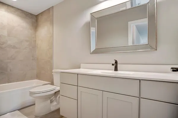 $899,900 | 12999 Baker Court, Crown Point, IN 46307