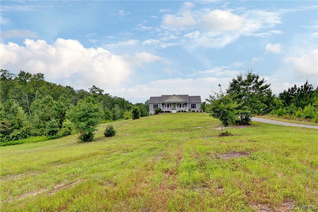 2970 Evergreen Road Providence Forge, VA 23140 - Photo 4 of 48 a view of a yard with an tree