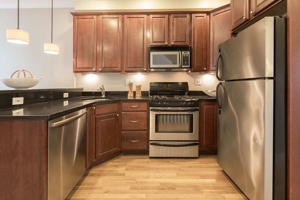 5 Colebrook Street Boston, MA 02127 - Photo 5 of 23