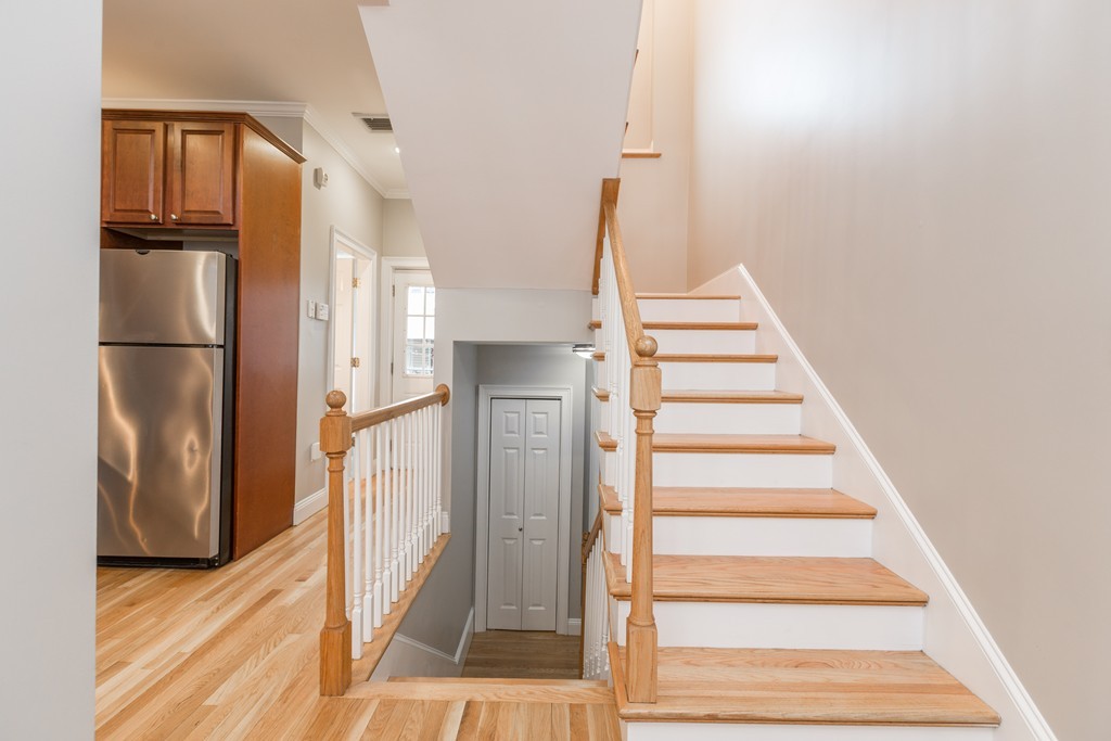 5 Colebrook Street Boston, MA 02127 - Photo 8 of 23