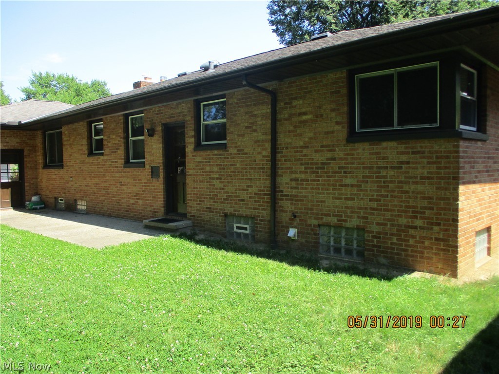 21516 Mastick Road Cleveland, OH 44126 - Photo 10 of 34