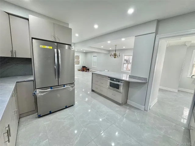 $8,370 | 32 Berkshire Road, Great Neck, NY 11023