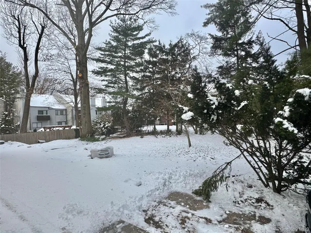 $8,370 | 32 Berkshire Road, Great Neck, NY 11023