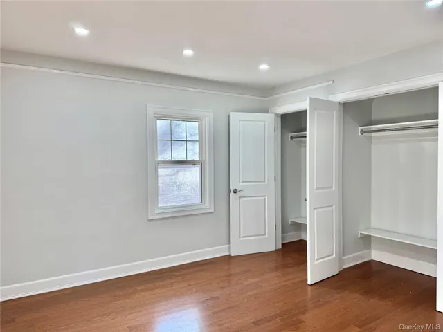 $8,370 | 32 Berkshire Road, Great Neck, NY 11023