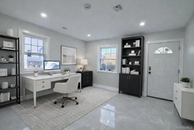 $8,370 | 32 Berkshire Road, Great Neck, NY 11023