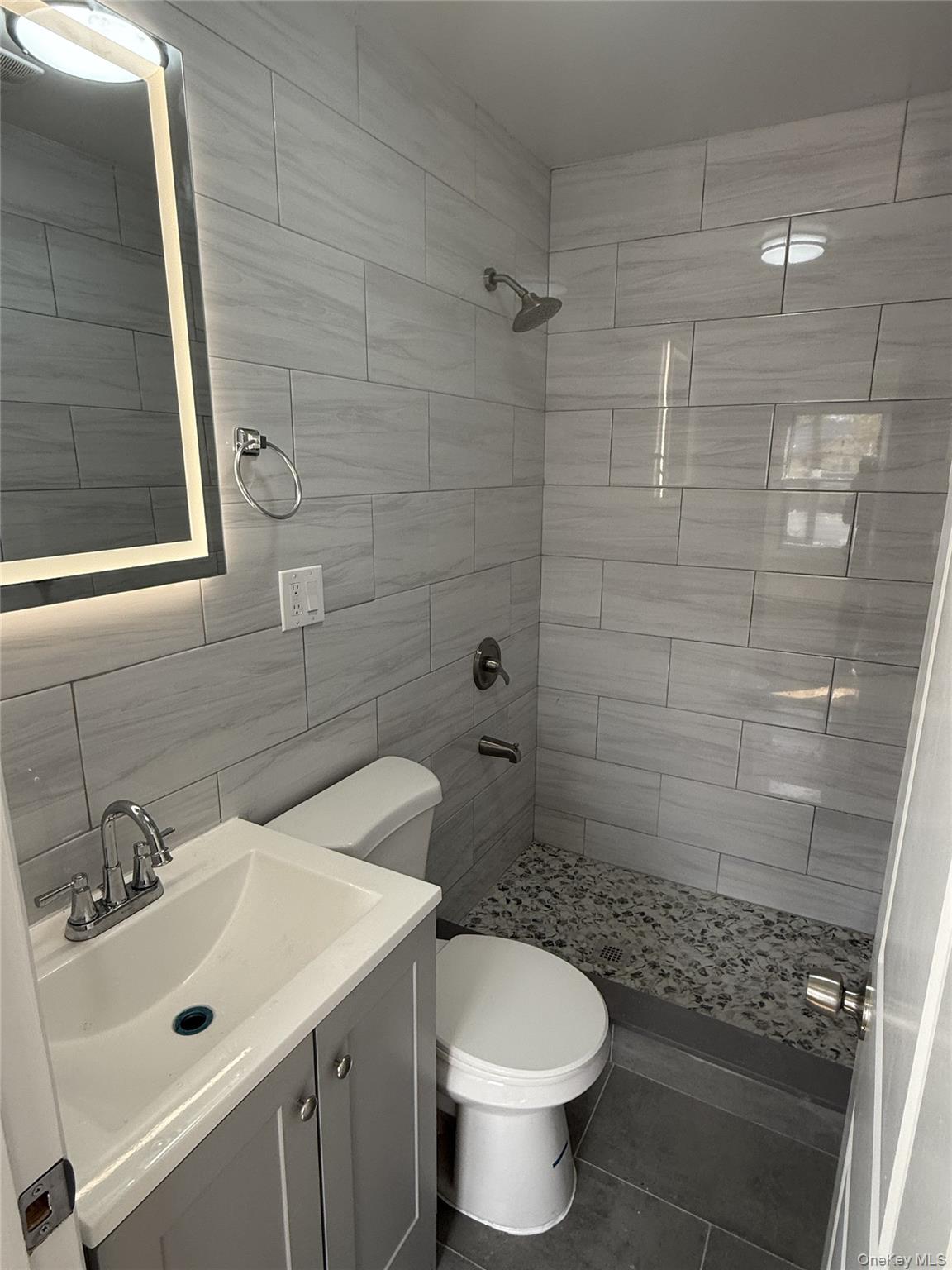 111-27 209th Place Queens, NY 11429 - Photo 17 of 24