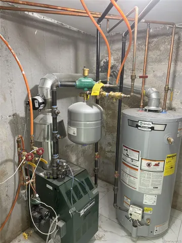 $869,000 | 111-27 209th Place | Bellaire Estates