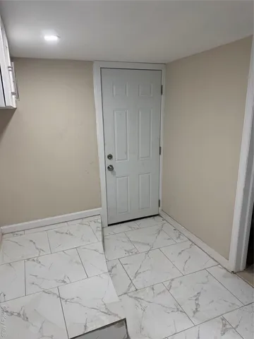 $869,000 | 111-27 209th Place | Bellaire Estates