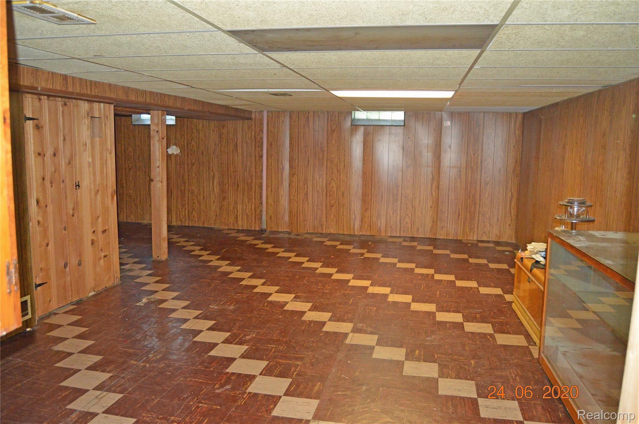 9531 Salem Road Redford, MI 48239 - Photo 11 of 12 Look at the size of this full ranch basement!